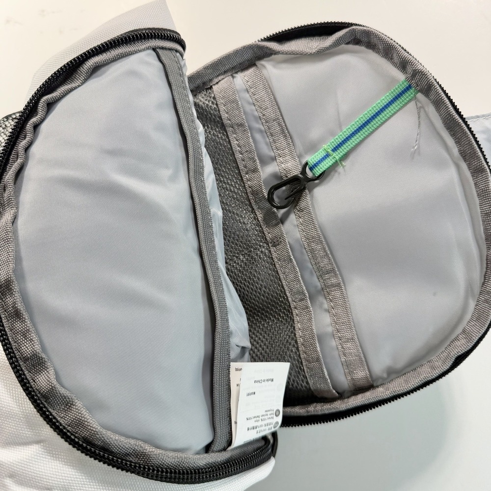 waterfly crossbody sling backpack White Multiple Pockets NEW with Tags - Picture 10 of 14
